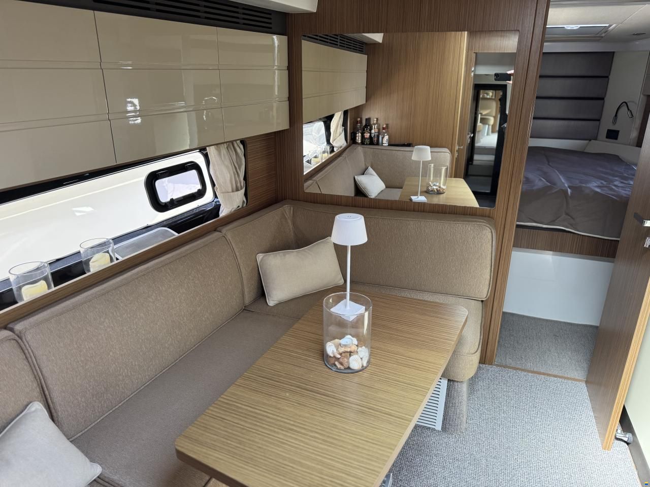 Azimut Atlantis 43