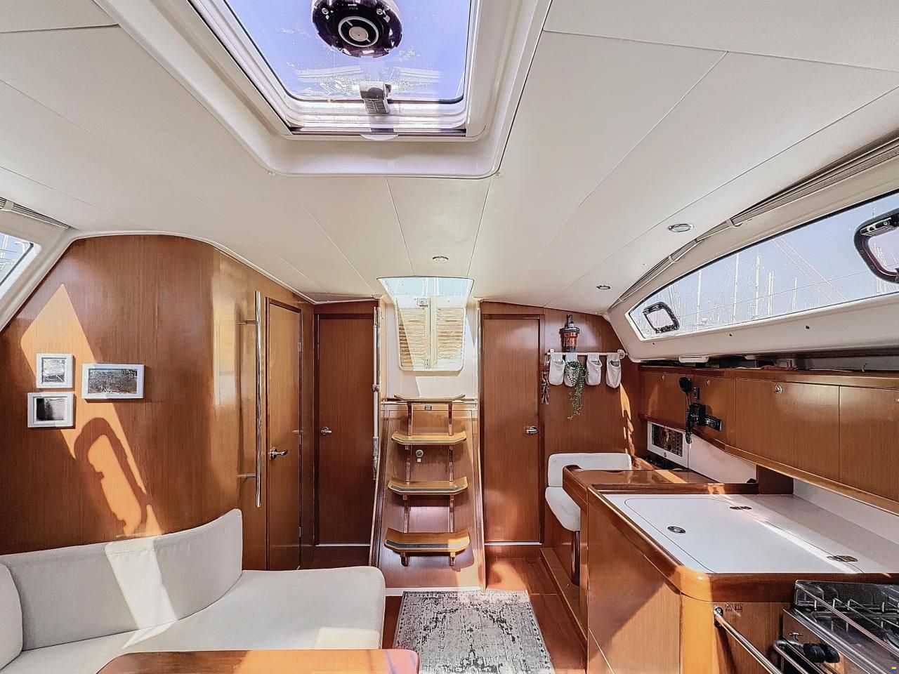 Beneteau Oceanis 40
