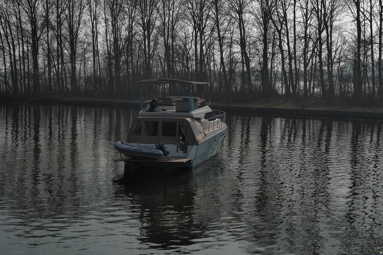 Azimut 43
