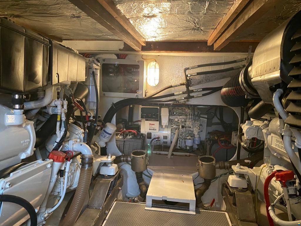 Bertram 37 Convertible