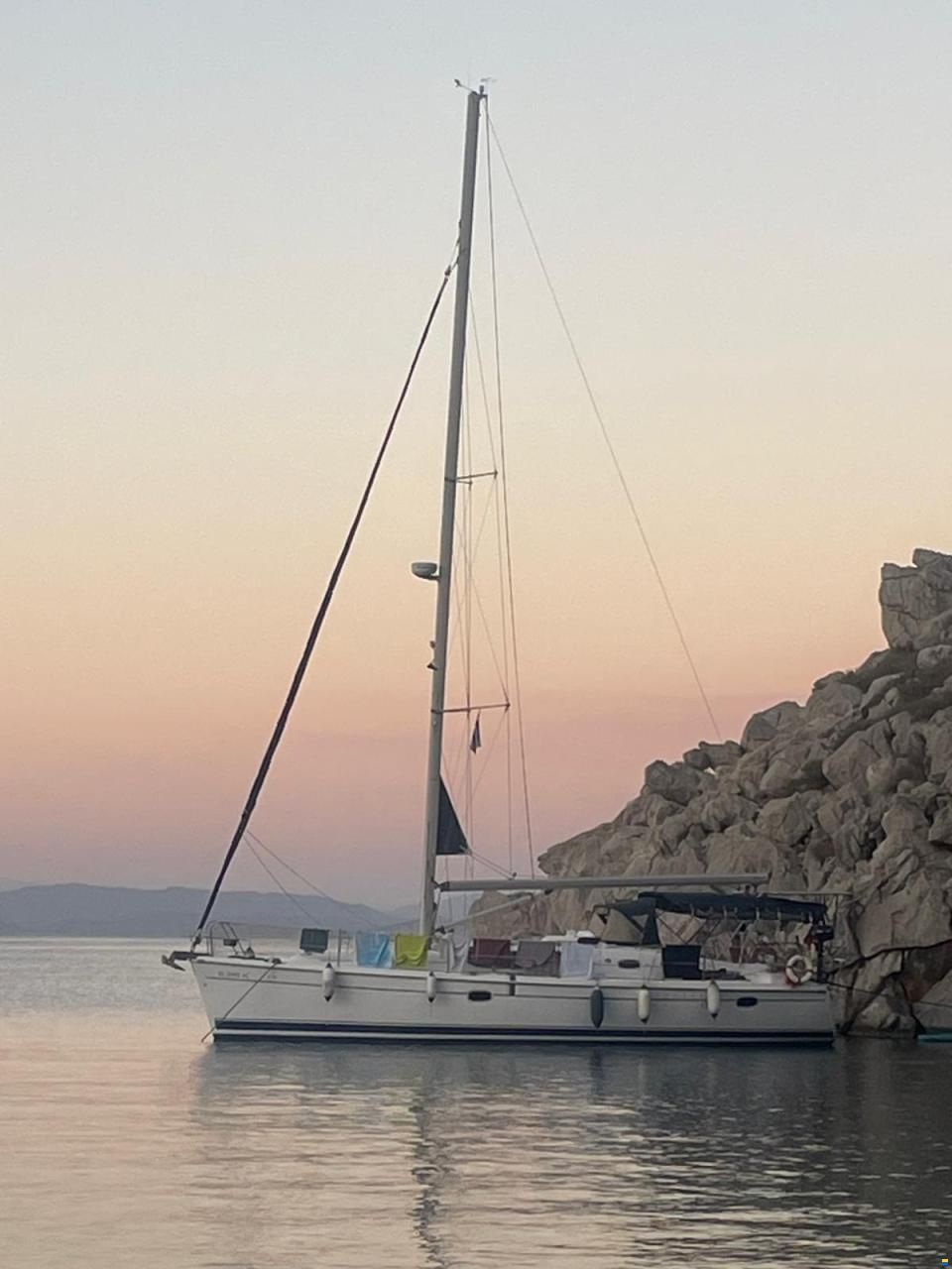 Hunter Marine 45 Deck salon