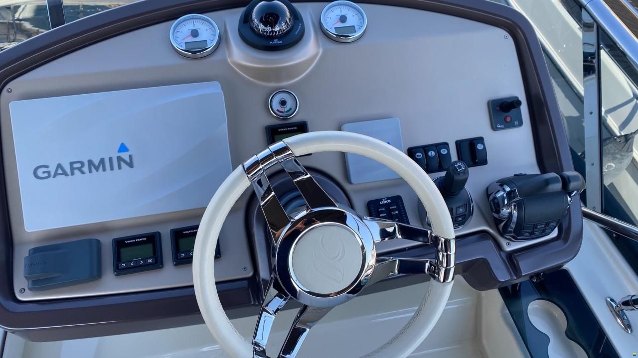Monte Carlo Yachts Monte Carlo MC 5