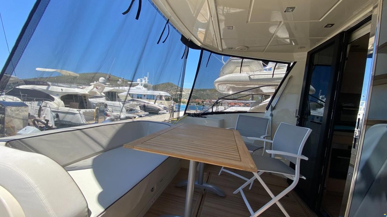 Monte Carlo Yachts Monte Carlo MC 5