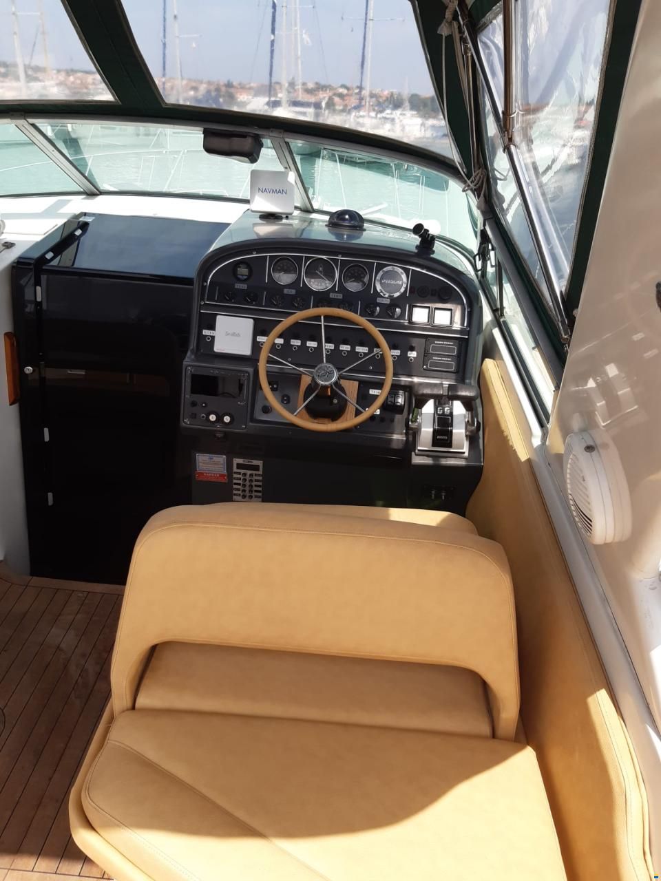 Regal Commander 320