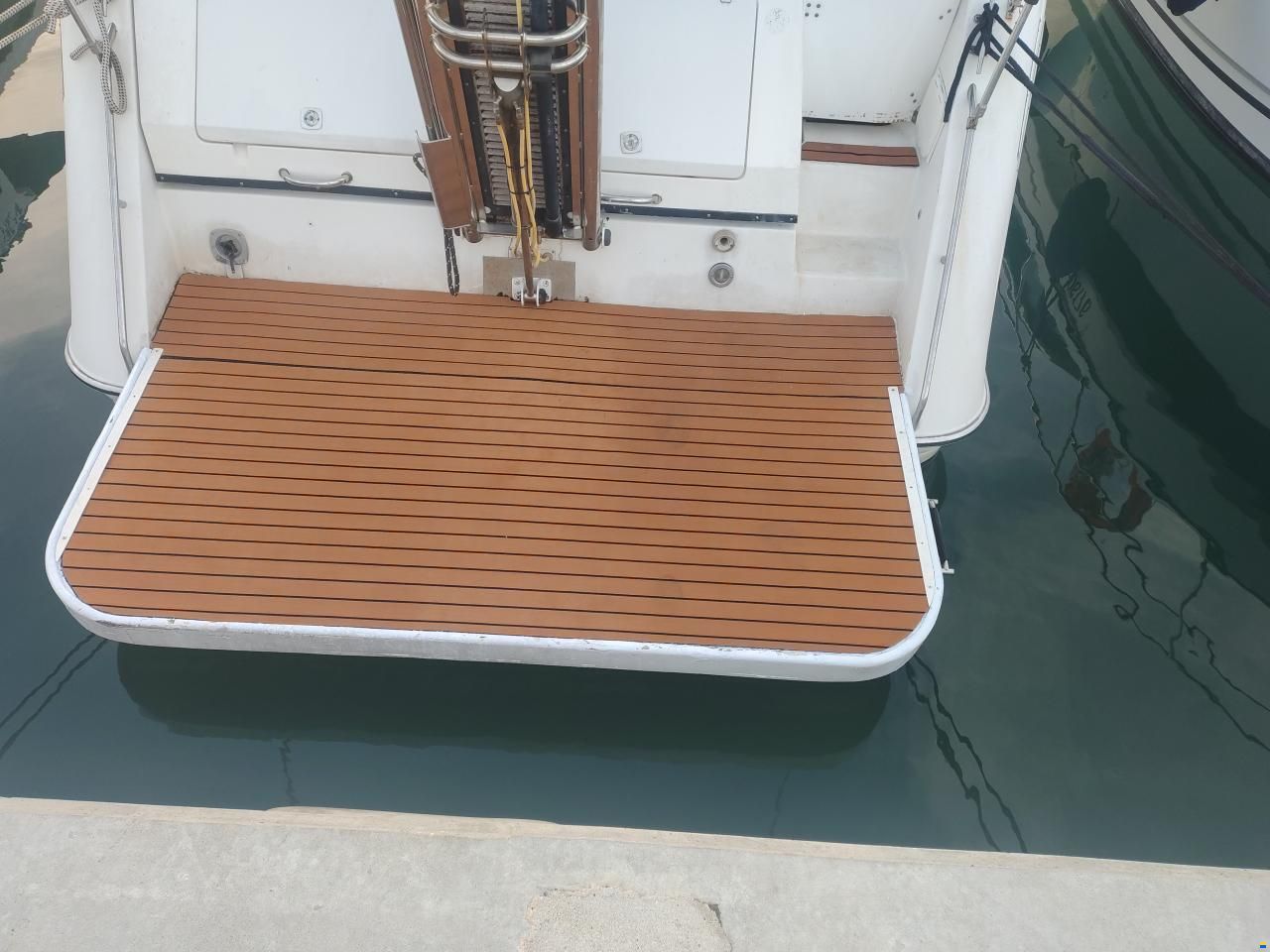Regal Commander 320
