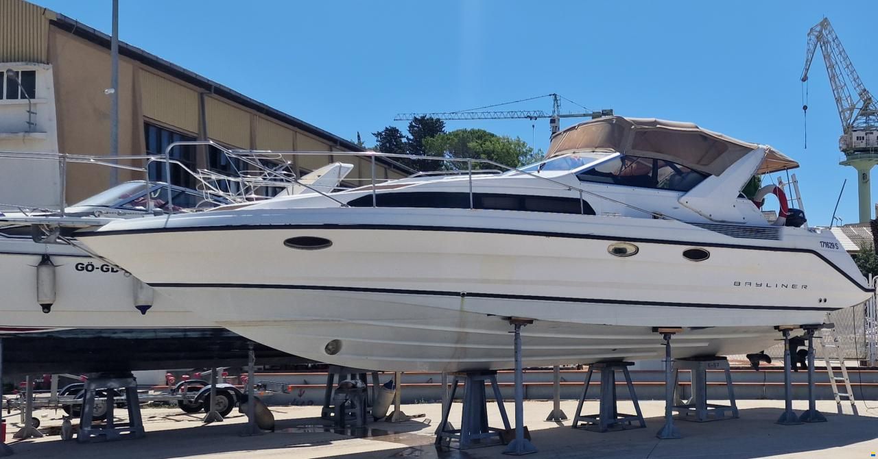 Bayliner Avanti 3555