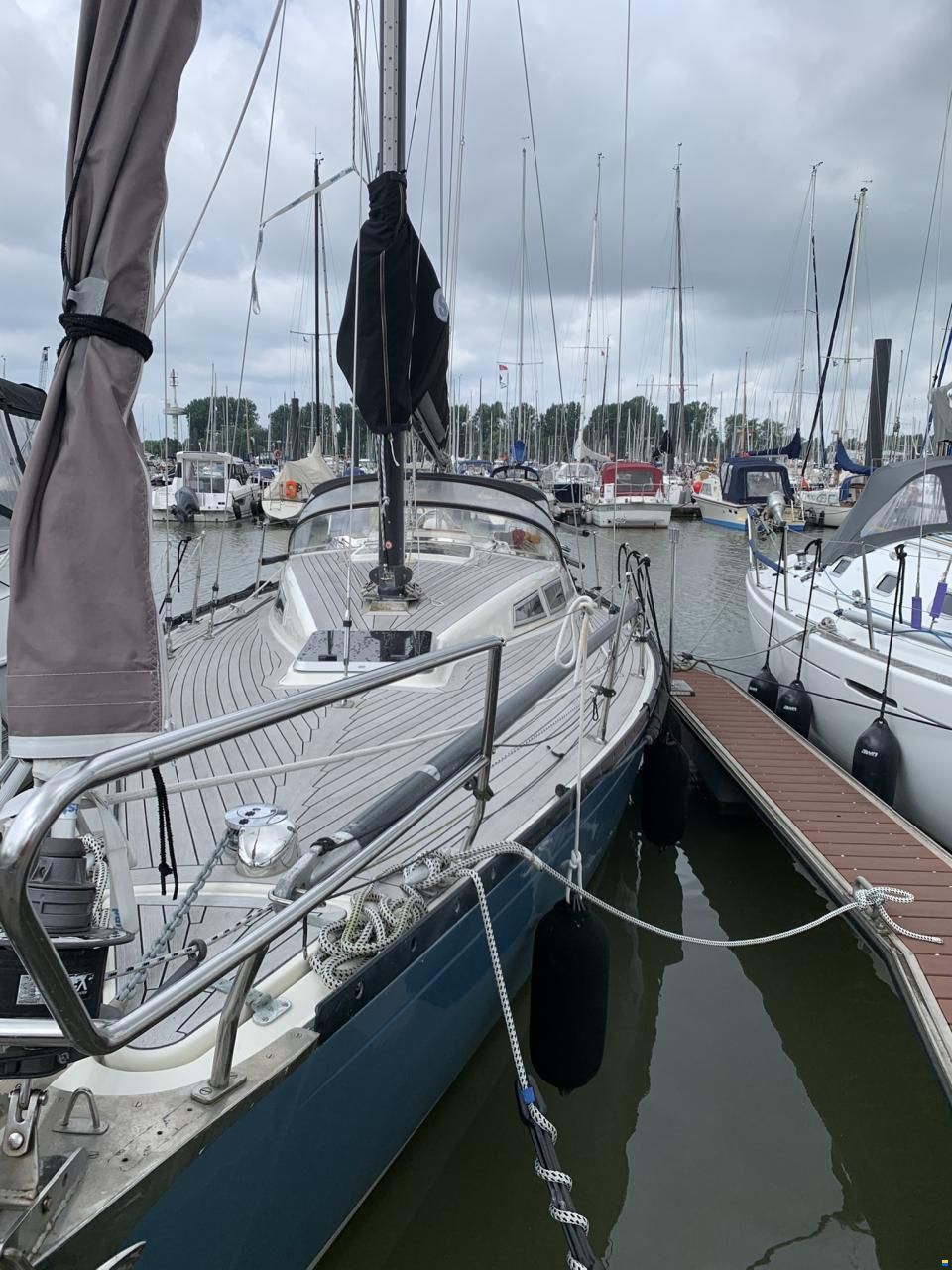 Hatecke Hornet 32