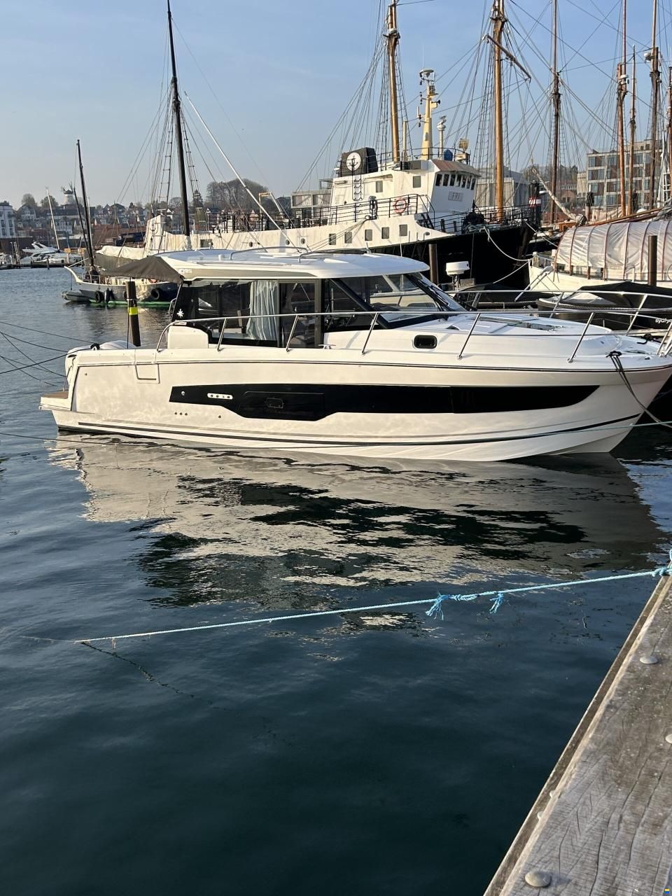 Jeanneau 1095 Merry Fisher Cruiser