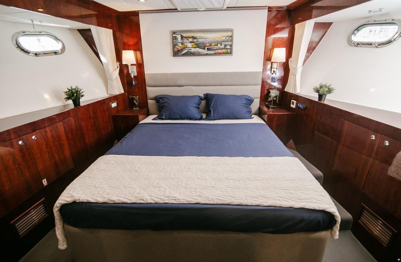 Ses Yachts Custom Trawler 21 m