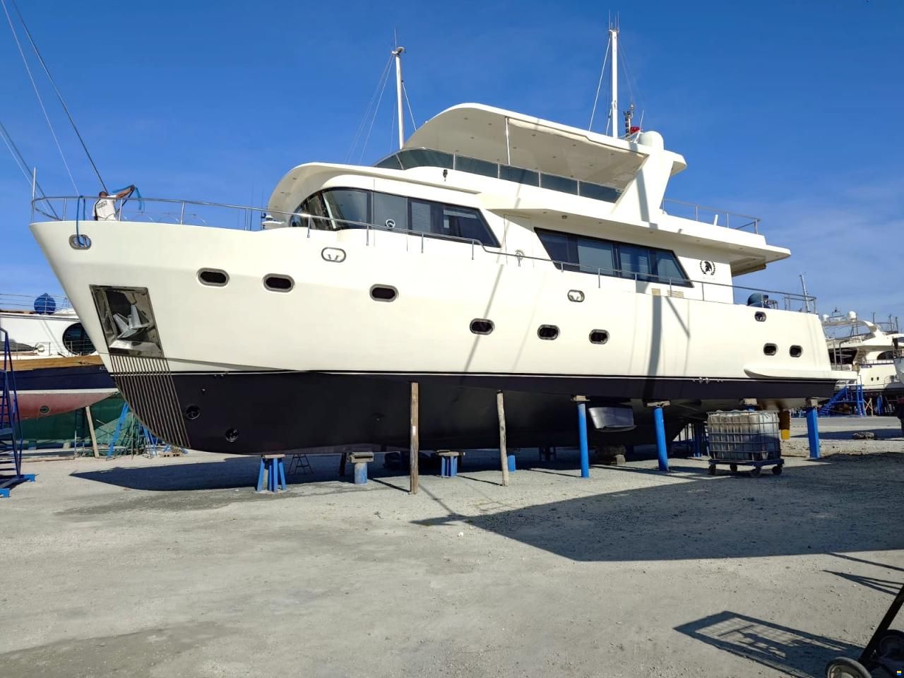 Ses Yachts Custom Trawler 21 m