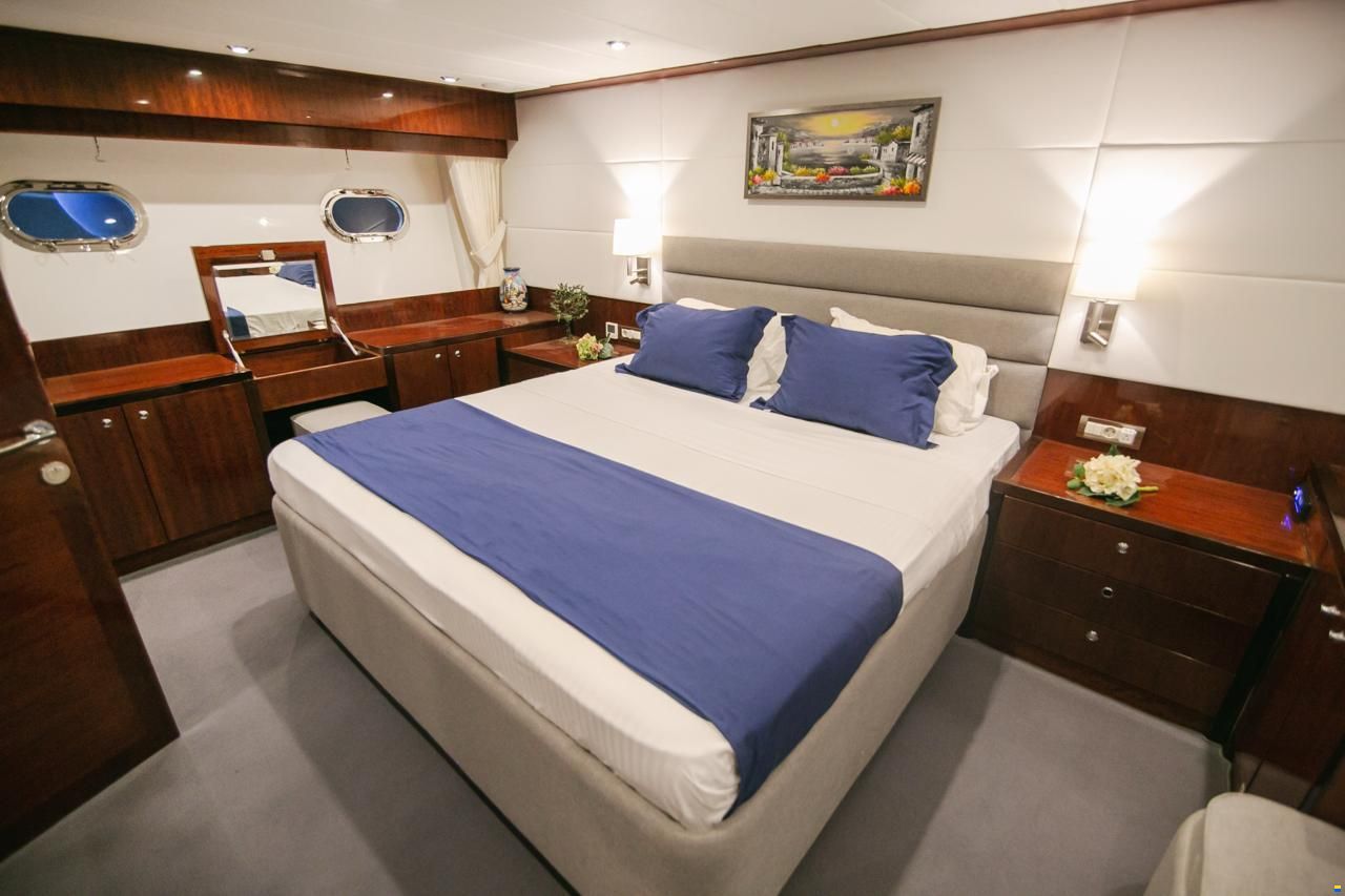 Ses Yachts Custom Trawler 21 m