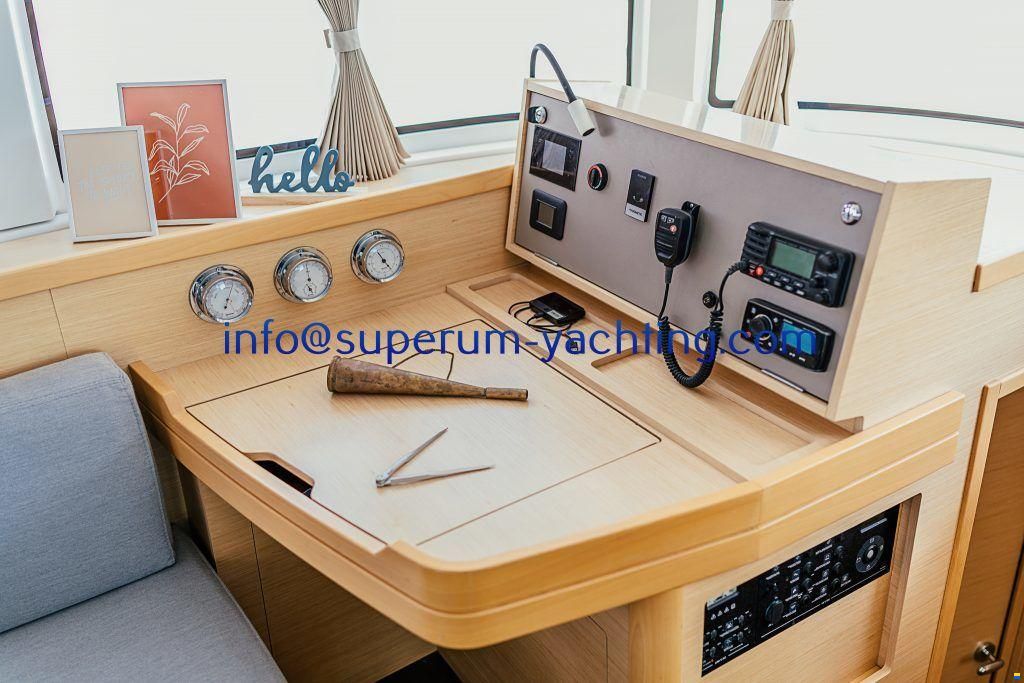 Lagoon 42