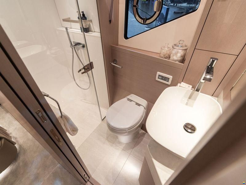 Sunseeker Manhattan 56