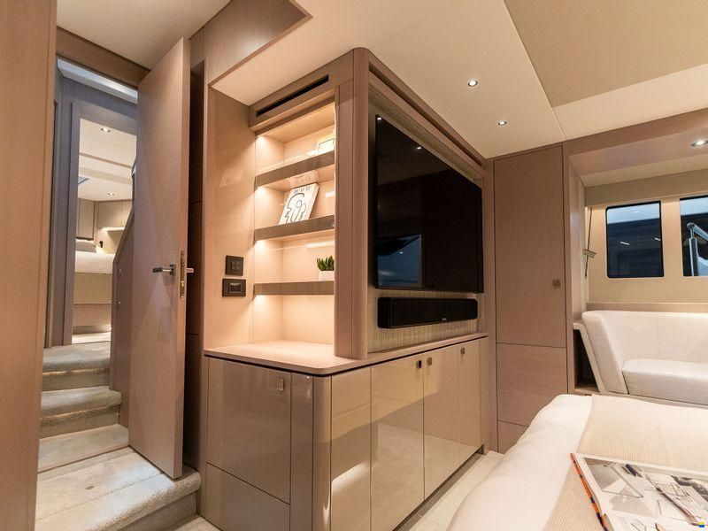 Sunseeker Manhattan 56