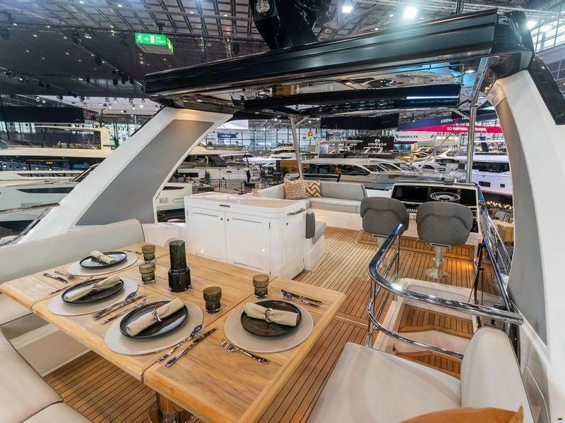 Sunseeker Manhattan 56