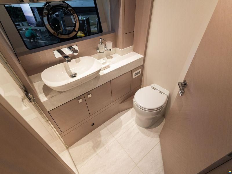 Sunseeker Manhattan 56