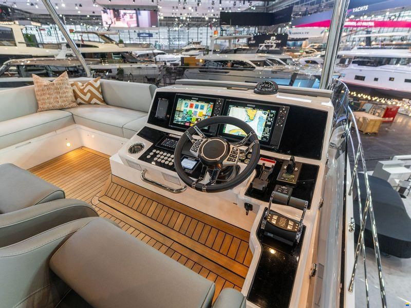 Sunseeker Manhattan 56