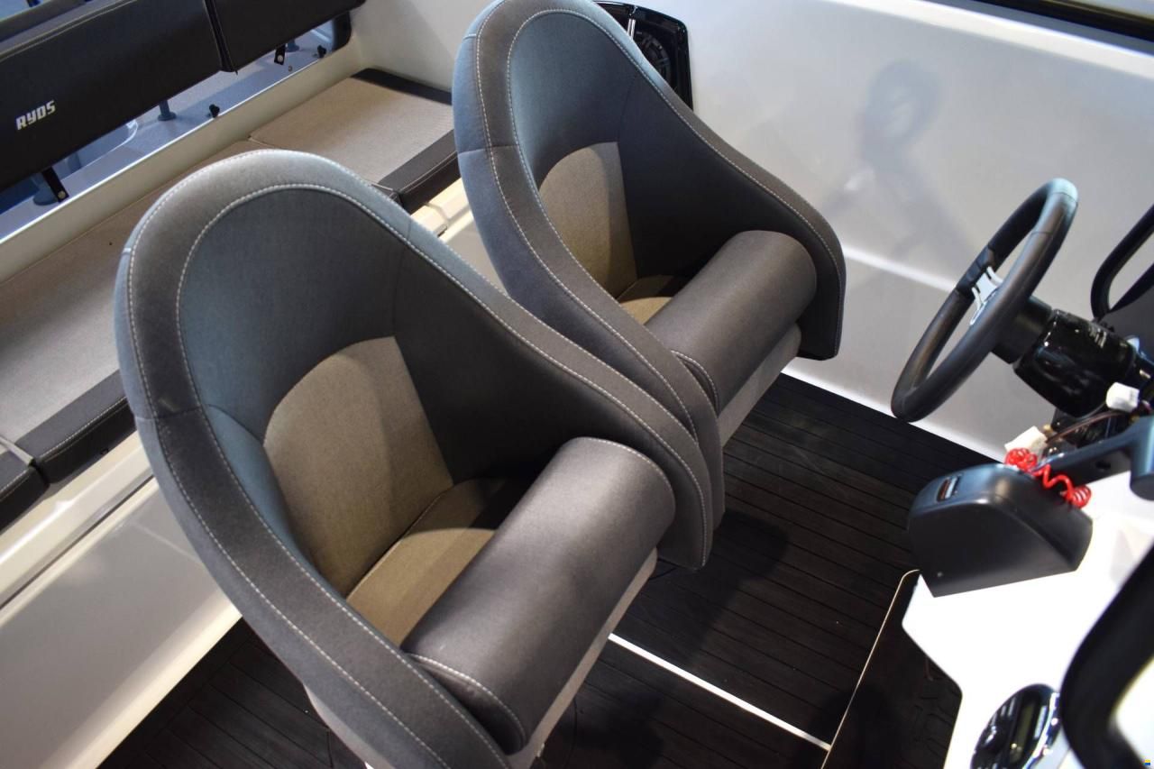 Ryds 630VI Mid C - 115 HP Yamaha