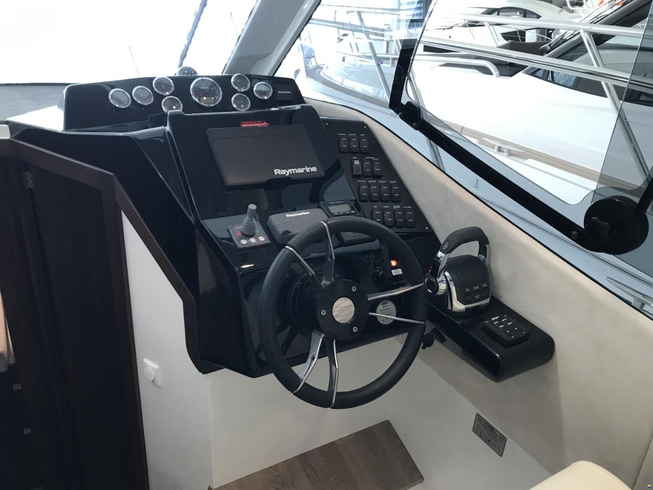 Galeon 310 HTC