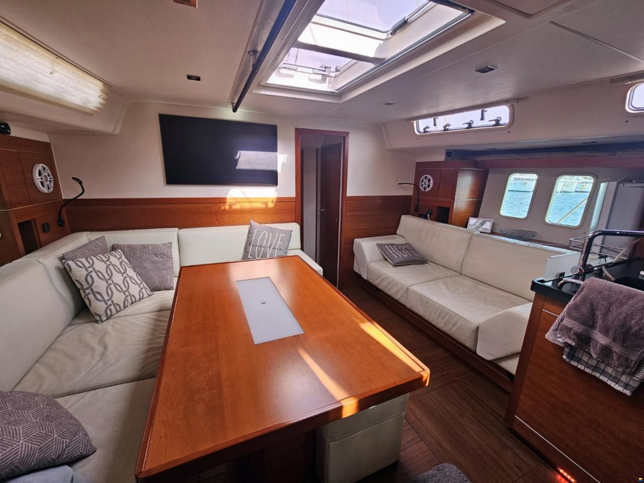 Hanse 545e