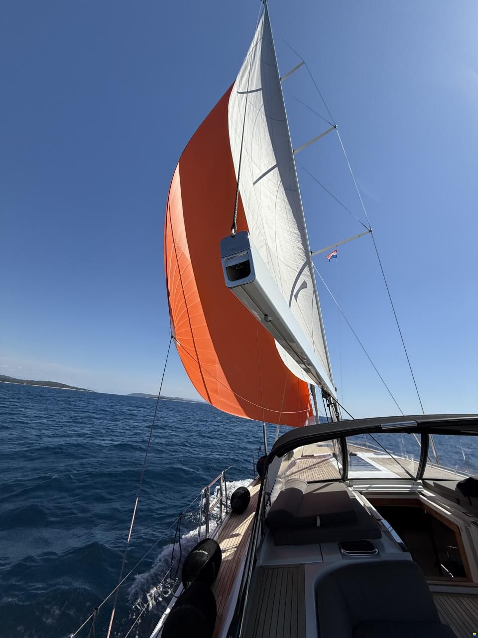 Hanse 545e