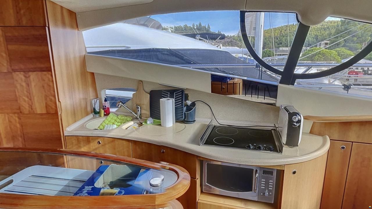 Azimut 55