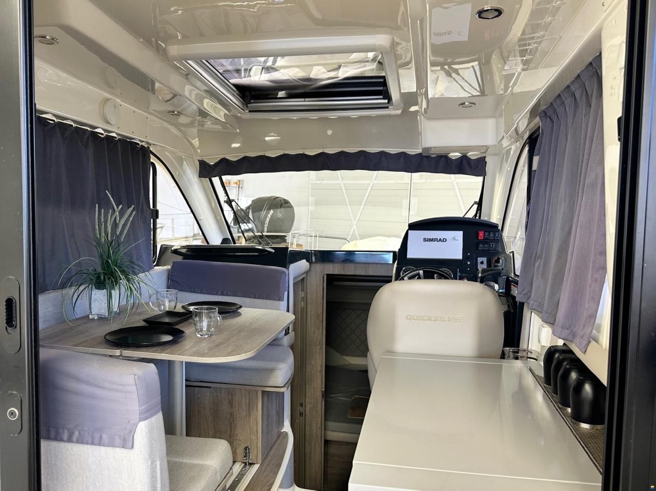 Quicksilver Activ 905 Weekend