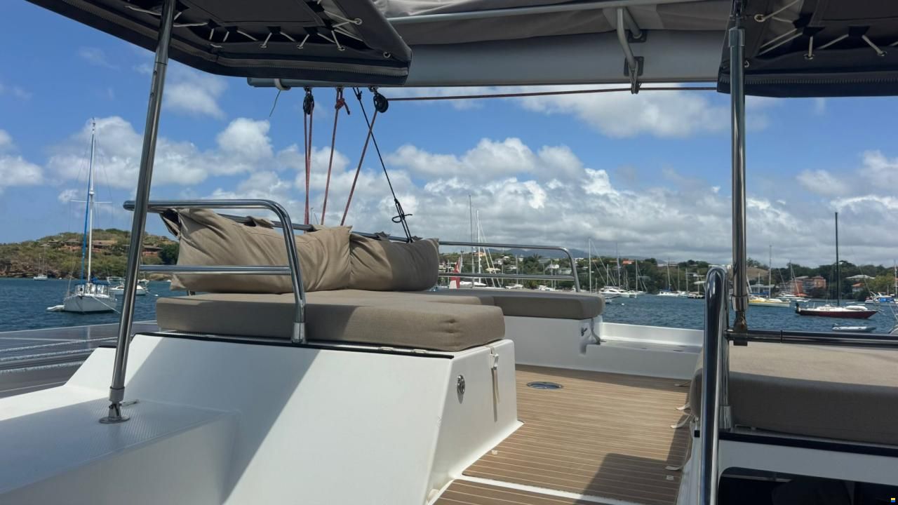 Fountaine Pajot SAONA 47