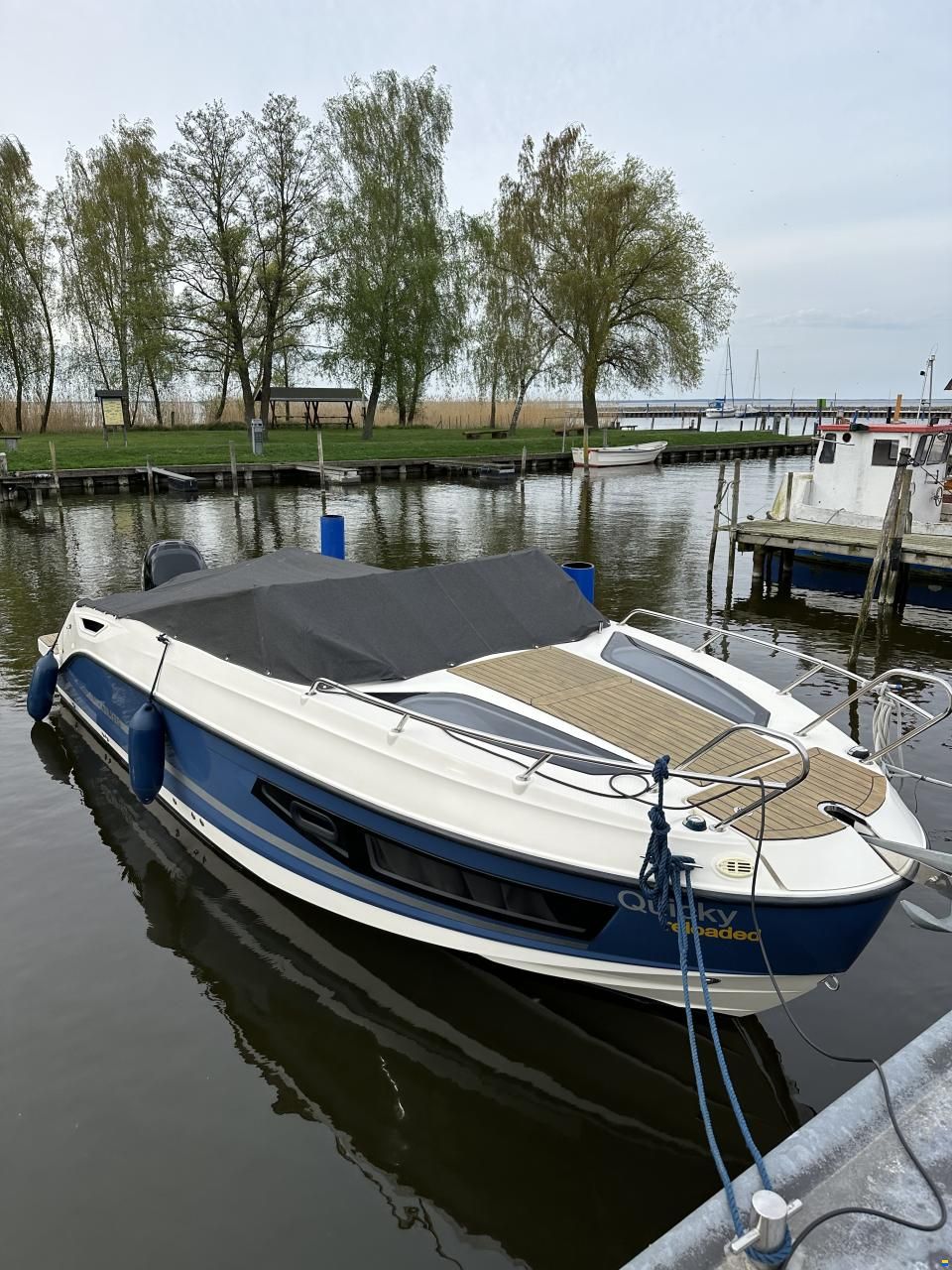 Quicksilver Activ 755 Cruiser