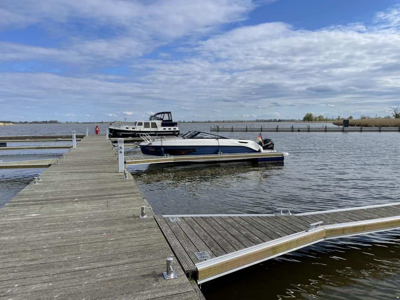 Quicksilver Activ 755 Cruiser