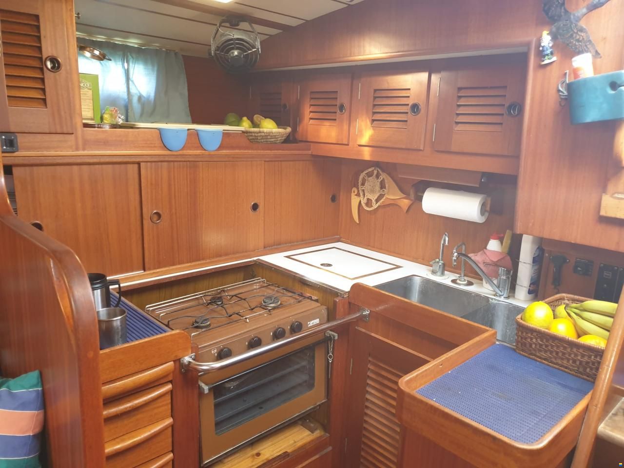 Hallberg-Rassy HR 42E Sloop