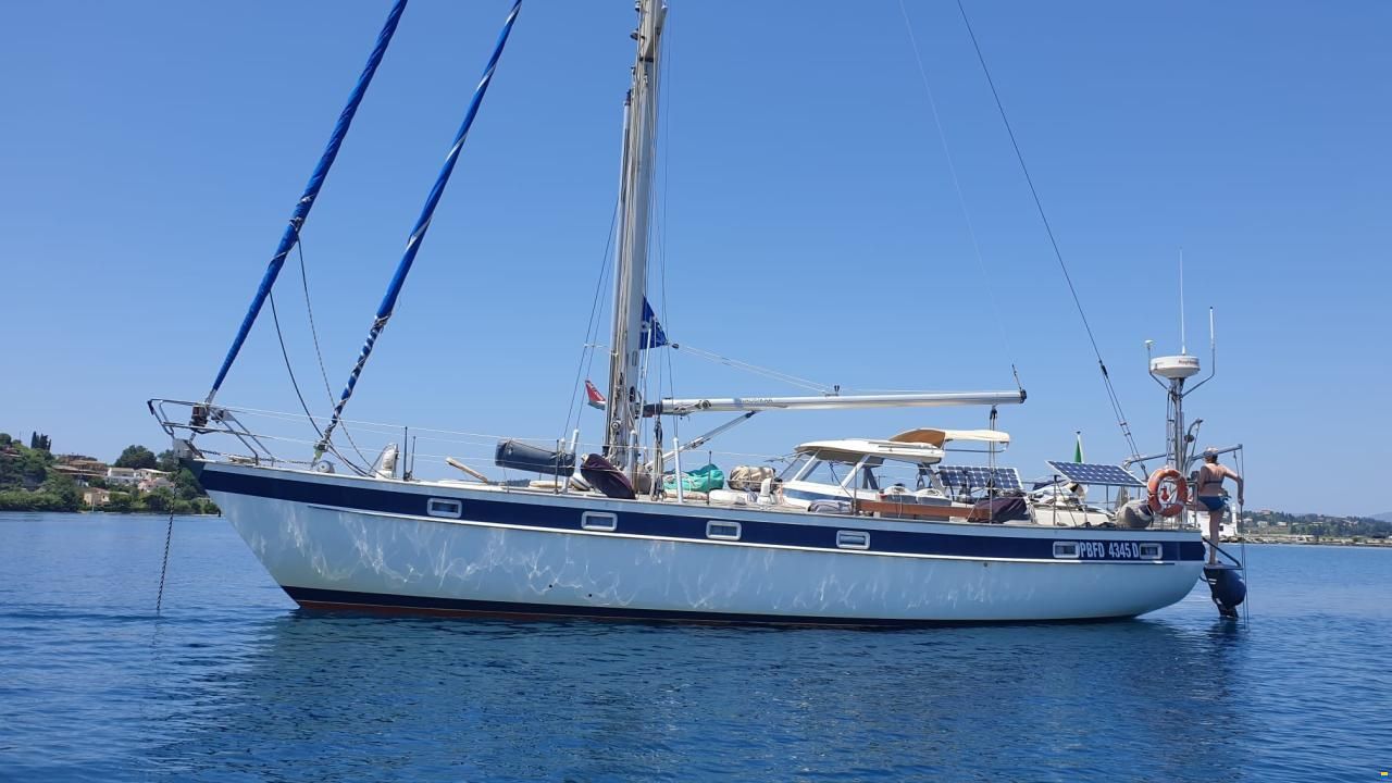 Hallberg-Rassy HR 42E Sloop