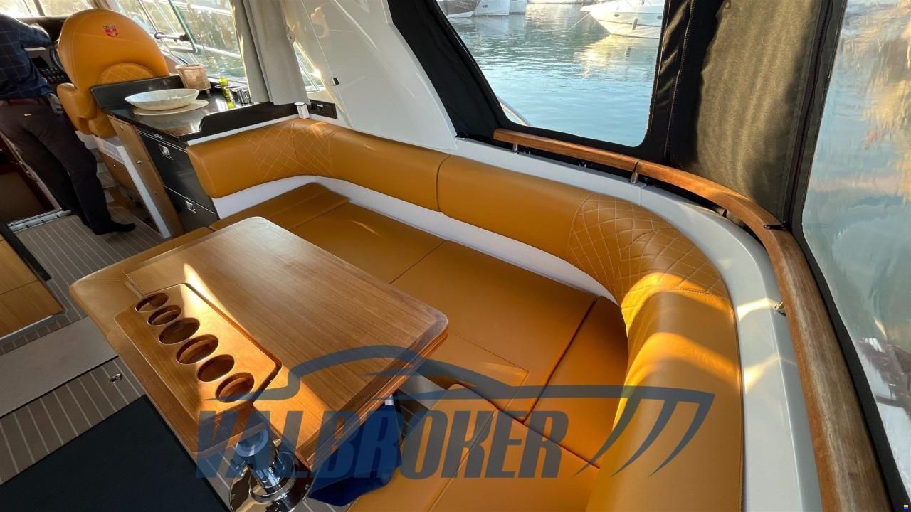 Marex 360 Cabriolet Cruiser