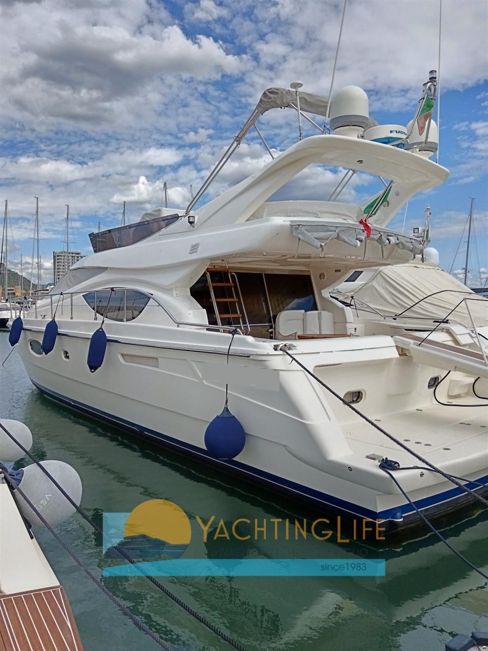 Ferretti 550
