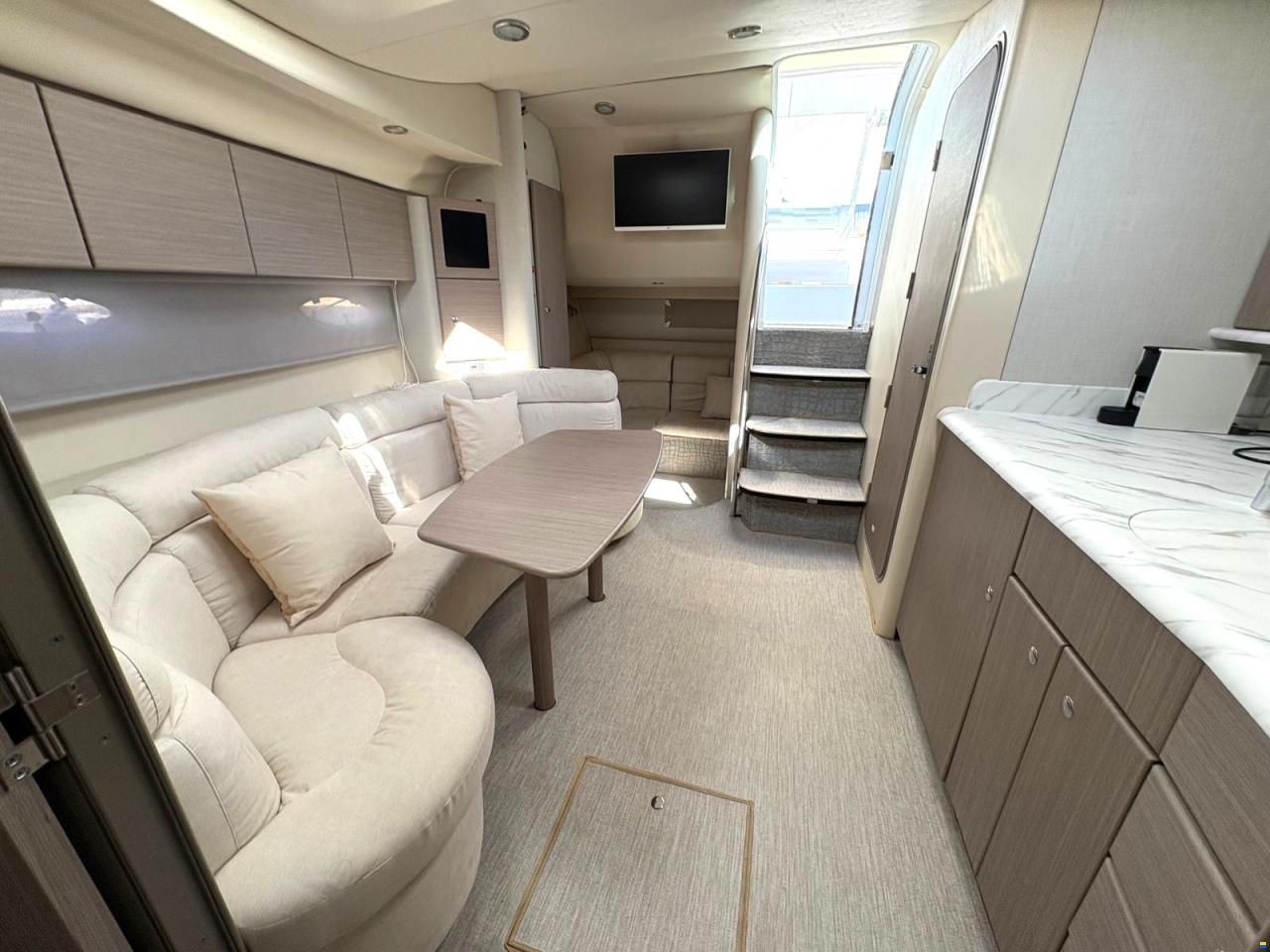Formula 37 Performance Cruiser