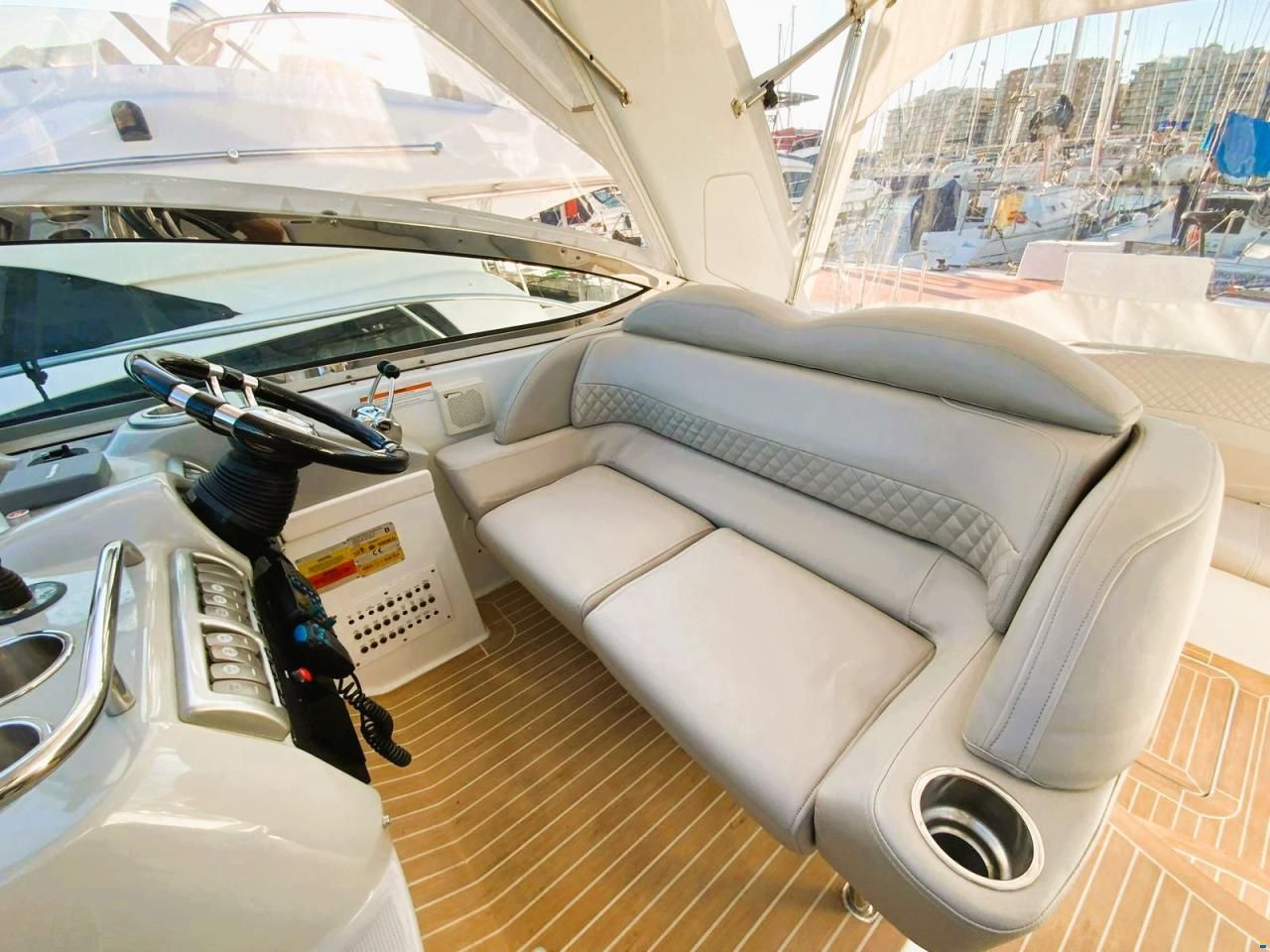Formula 37 Performance Cruiser
