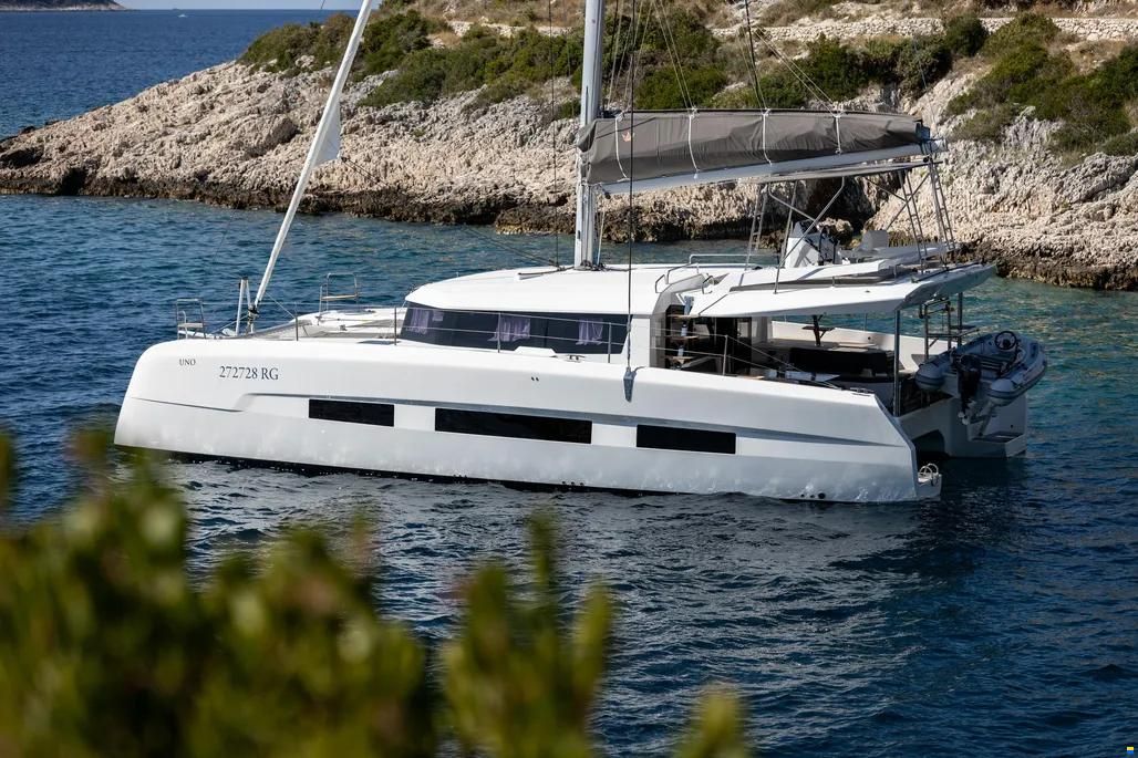 Dufour Catamarans CAT 48