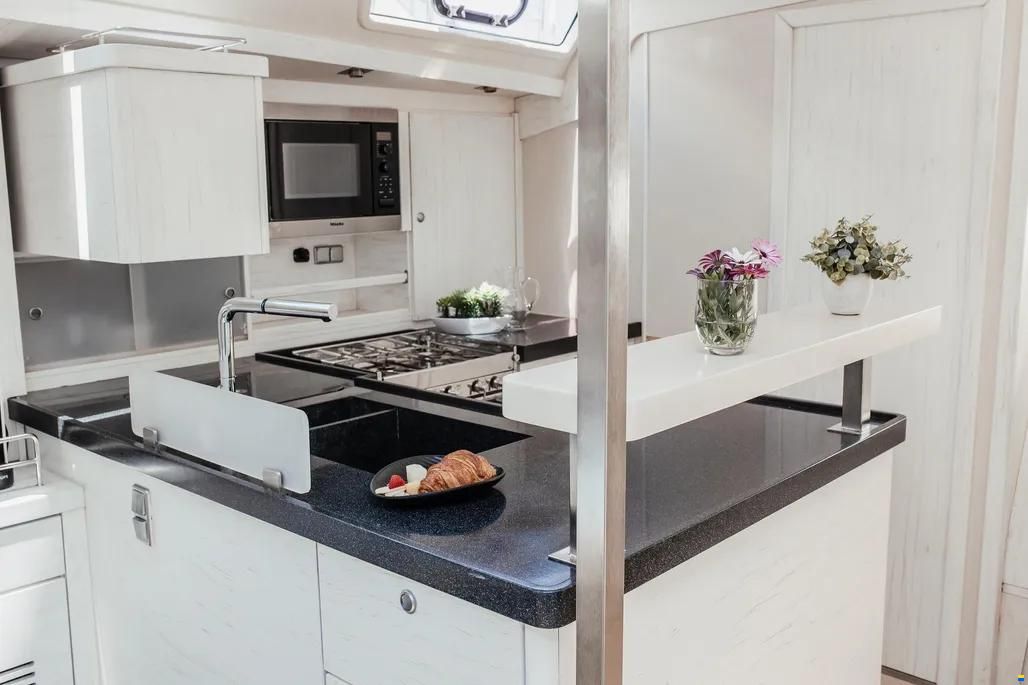 Hanse 630e