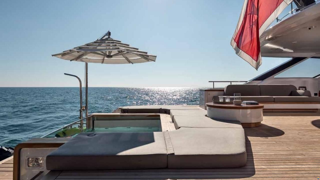 Benetti Oasis 34