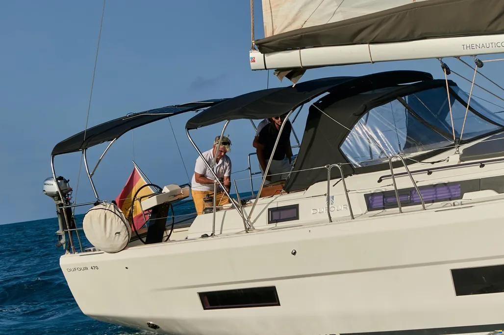 Dufour 470