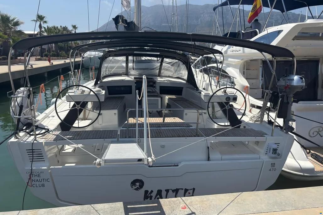 Dufour 470