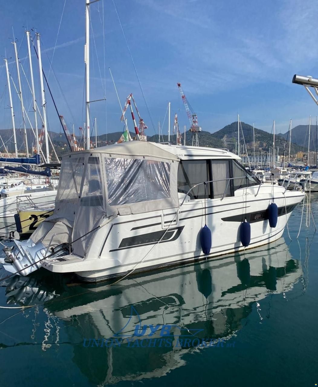 Jeanneau Merry Fisher 895 Offshore