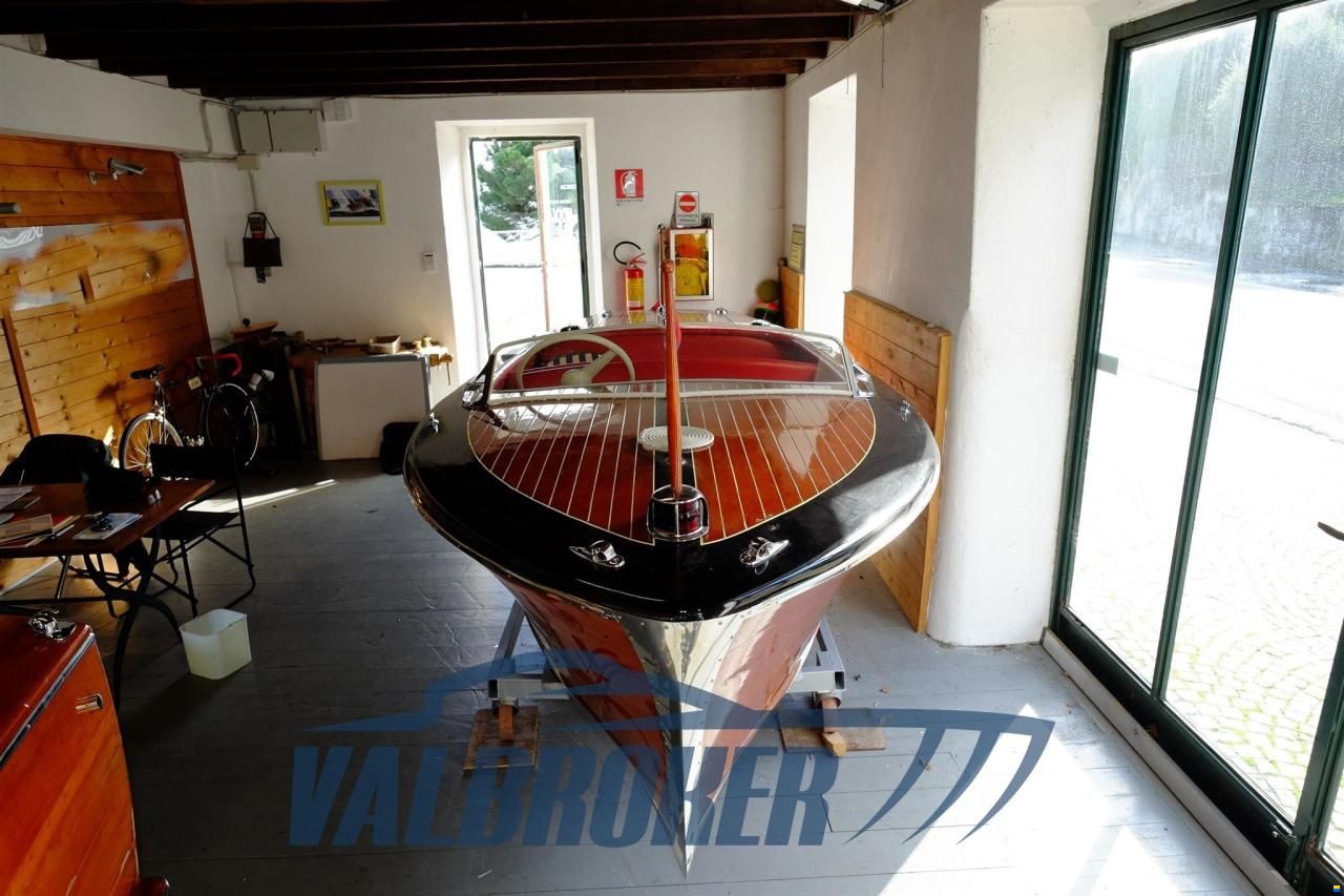Chris Craft wood