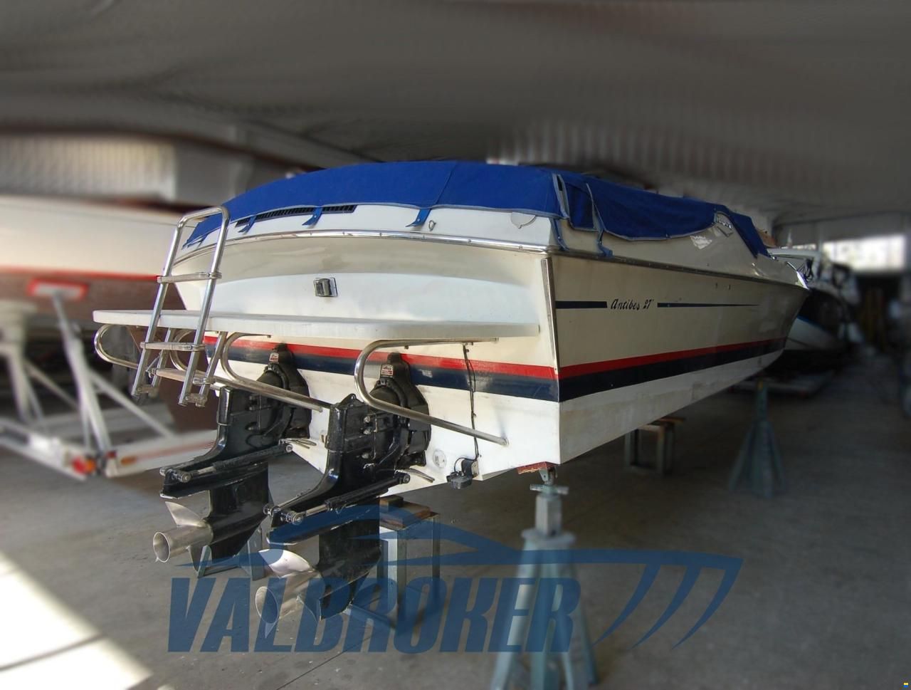 Colombo ANTIBES 27