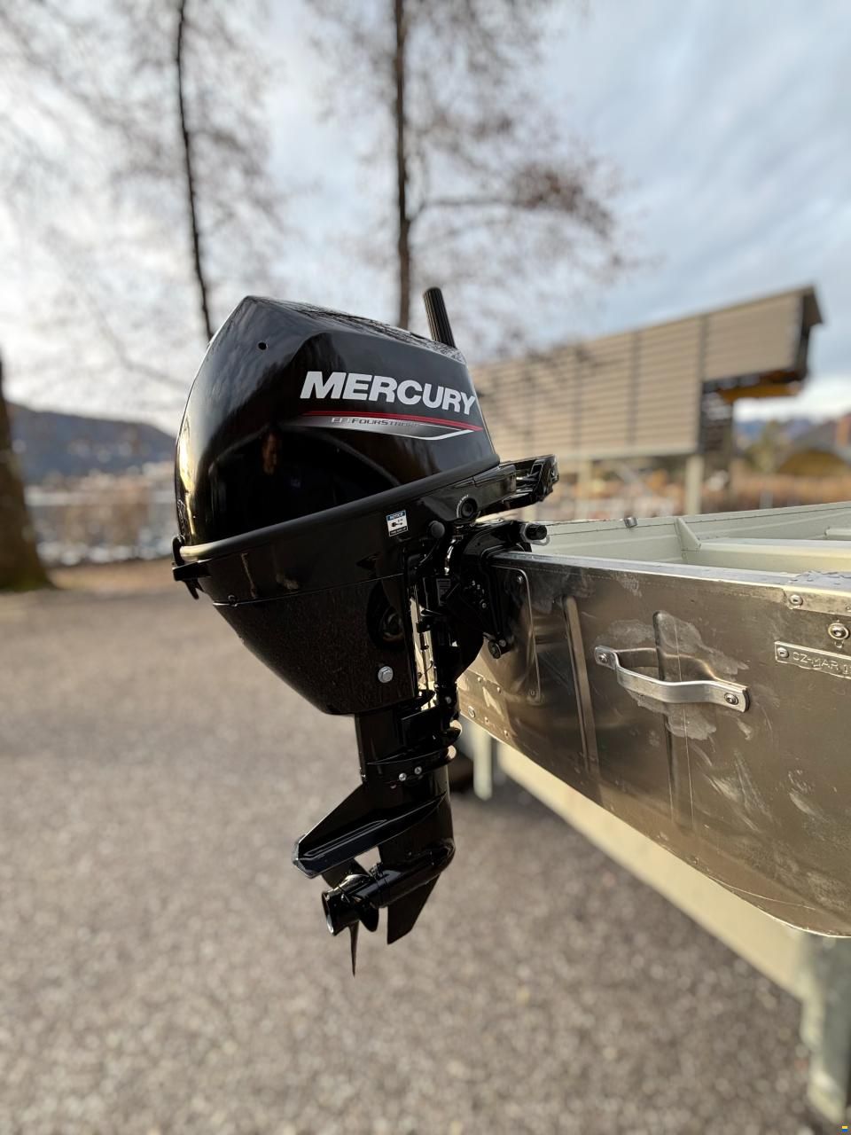 Marine 12M F8 MH EFI