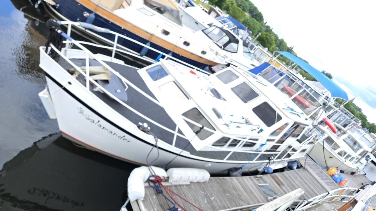 Holl. Stahlkajüboot