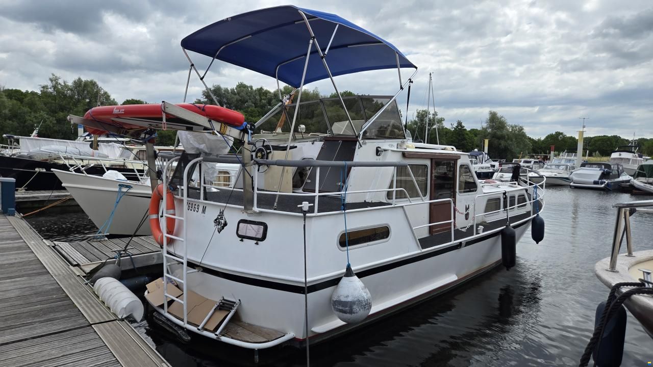 Holl. Stahlkajüboot