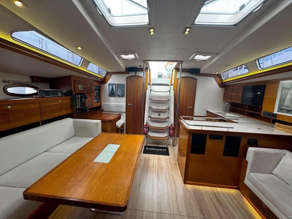 Hanse 531