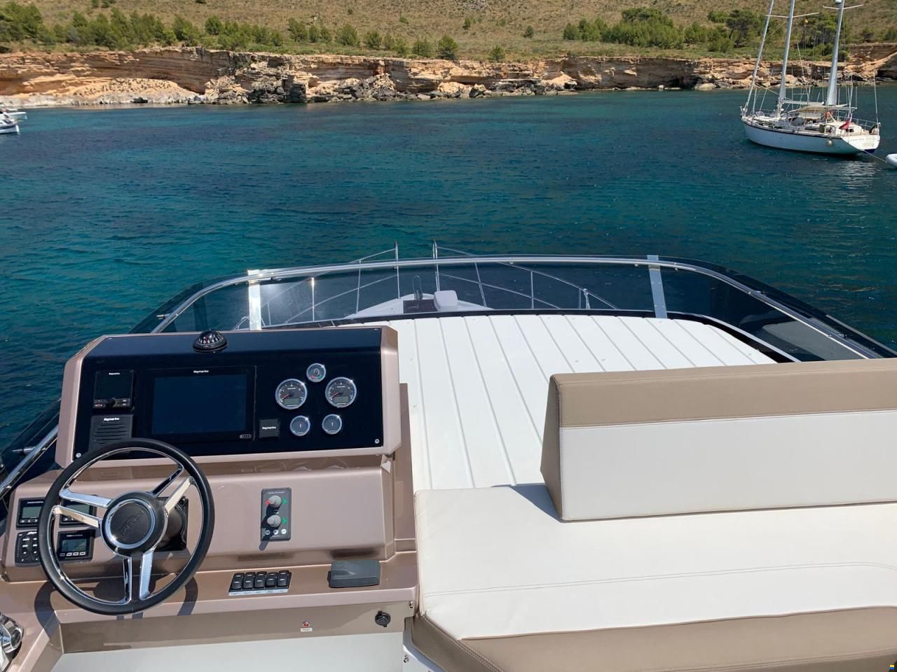 Galeon 500 Fly