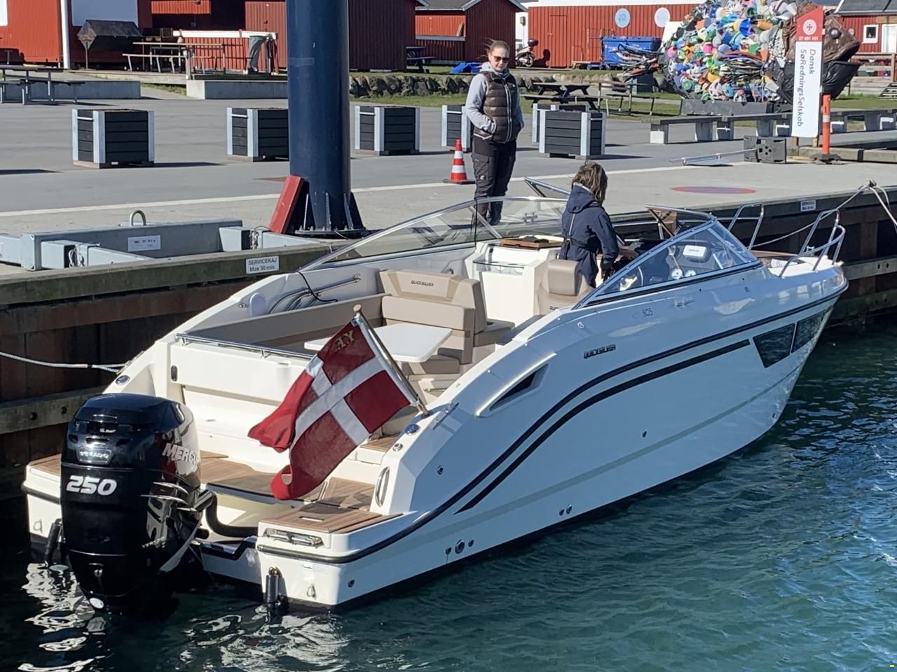 Quicksilver 805 DC